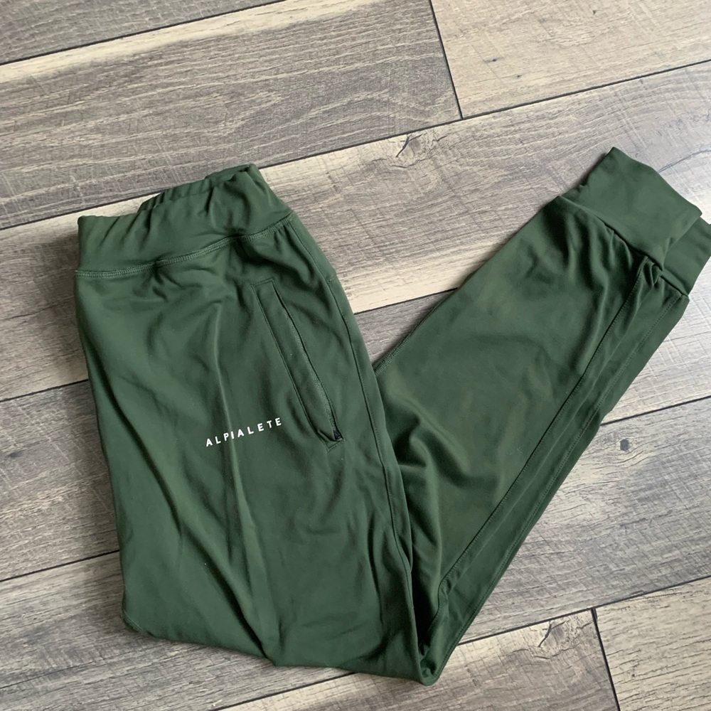 ALPHALETE PREMIUM JOGGERS